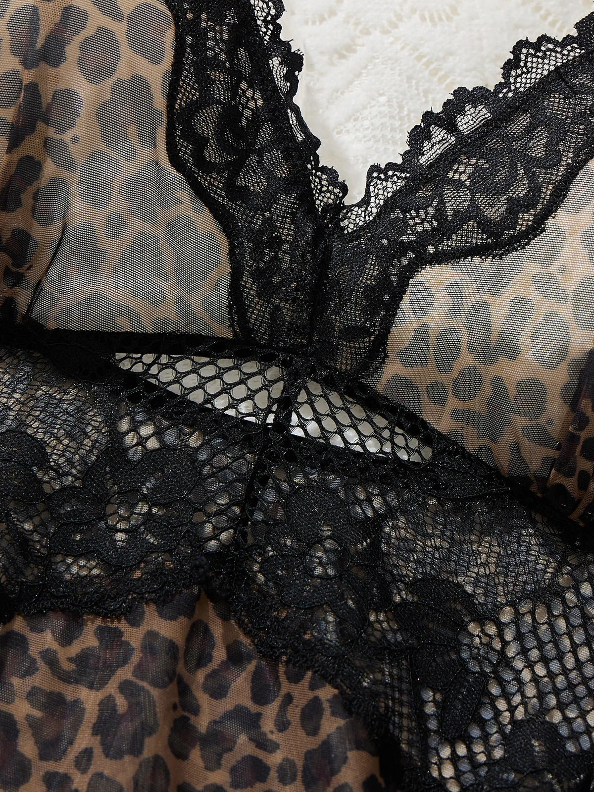 French style leopard print mesh sheer nightgown, sexy lace-edge deep V strap nightgown with T-shirt two-piece set ZA825233