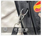 Design Patchwork Zipper 2026 Hot Sale Women's Bags Retro High Quality Women's Bags PU New Personality Stylish Shoulder Bags