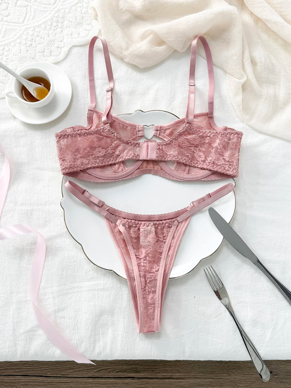 Elegant Design Bra And Panties Set with Unique Heart Buckle Comfortable Fashion Underwear Suitable for All Occasions