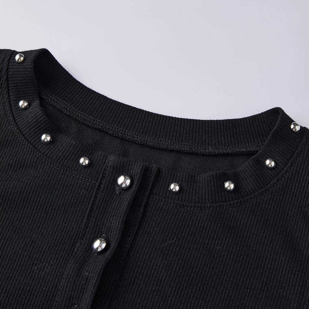 Summer Women's Studded Tank Tops Casual Stylish Button Down Crew Neck Slim Fit Sleeveless Vest Ribbed Gothic Punk Street