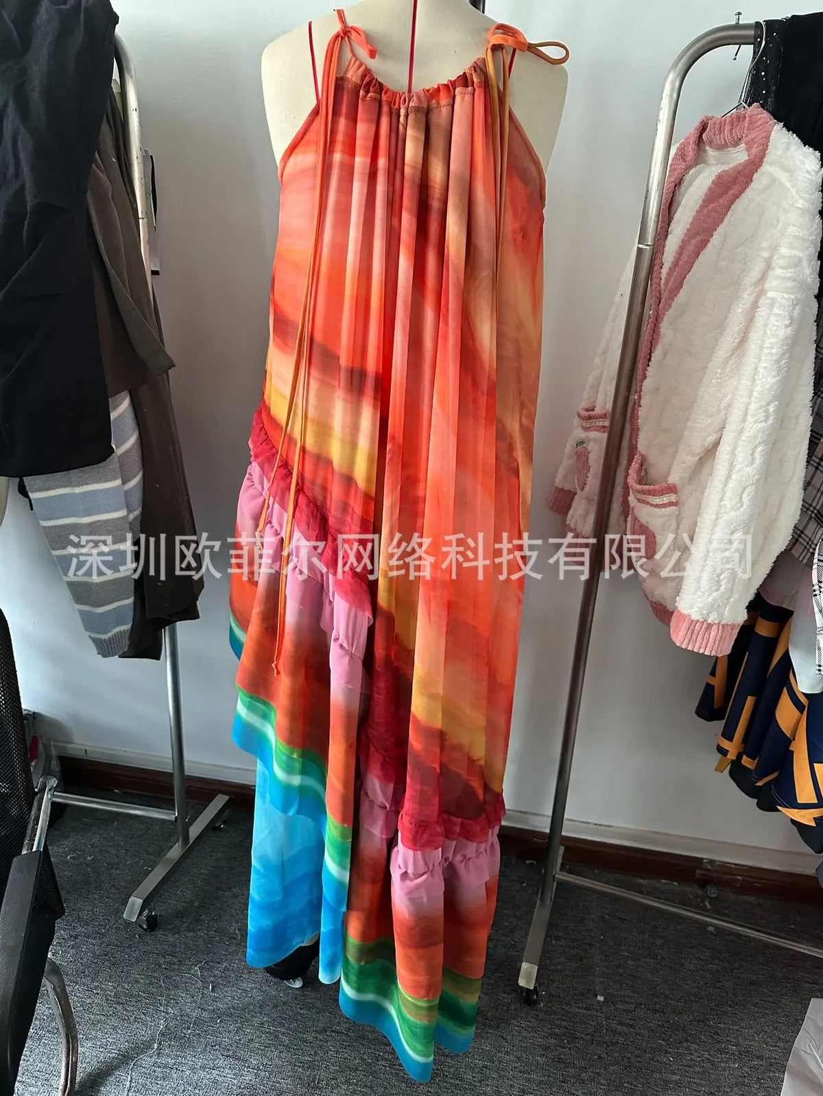 Rainbow Stripe Sleeveless Long Dresses Women Fashion Fold Layered Loose A-line Maxi Dress Temperament Lady Commuting Vestidos