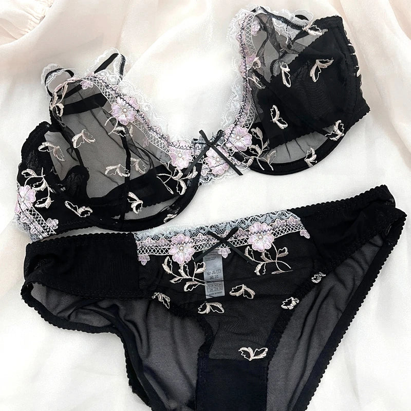 Pure Wind Ultra-thin Lace Underwear Women's Big Chest Small with Underwire Sexy Retraction Breast Support Breathable Bra Set ABC