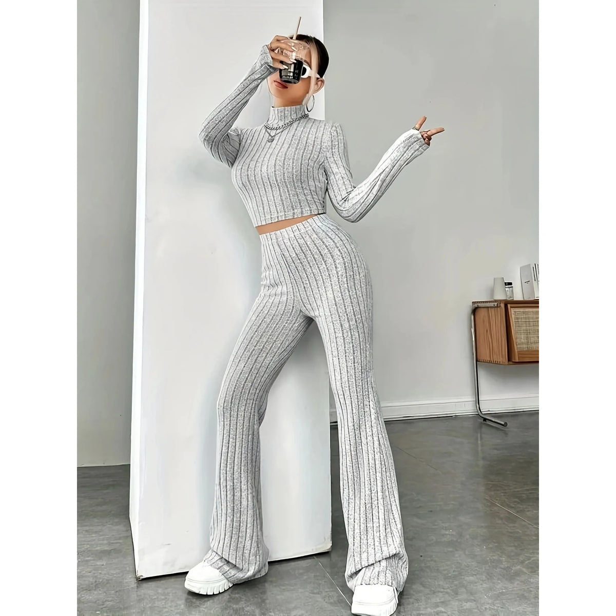 Autumn and Winter Women's New Home Clothes Two Piece Set Sports Long Sleeve Retro Slim fit Bellbottom Pants Set Y2K Sleepwear