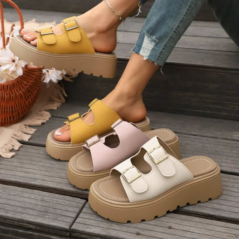 2026 New Soft-soled Fashionable Beach ShoesThick-soled Cool Slippers for Women's Summer Outdoor Wear