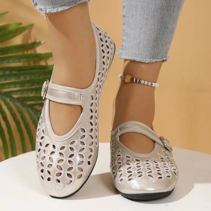2026 New Casual Fashionable Women's Summer Hollow Ladies Shoes Closed Toe Sandals Soft and Comfortable Ballet Flat Shoes