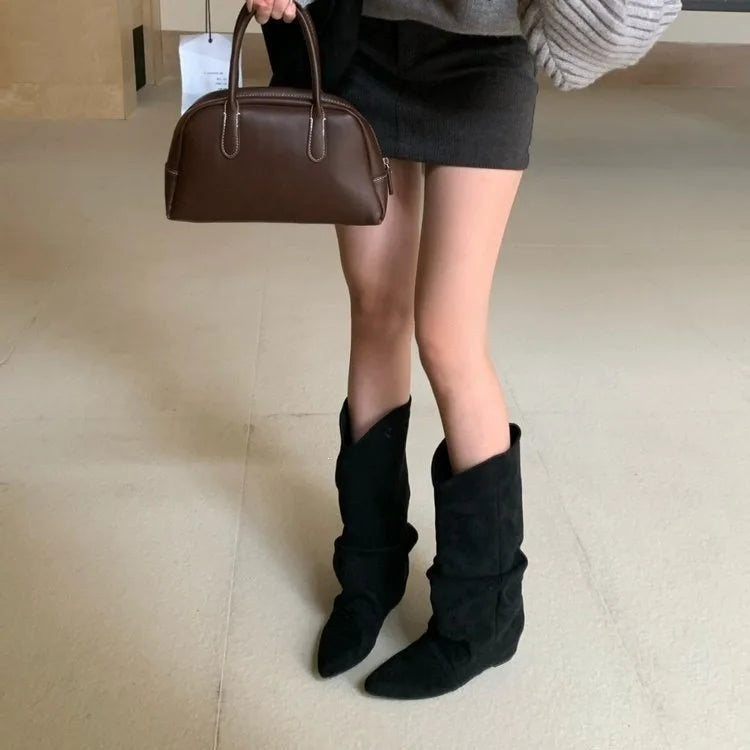 2026 New Winter Vintage Pleated Women Mordern High Boots Designer Slip on Pointed Toe Internal Elevation Shoes Botas De Mujer
