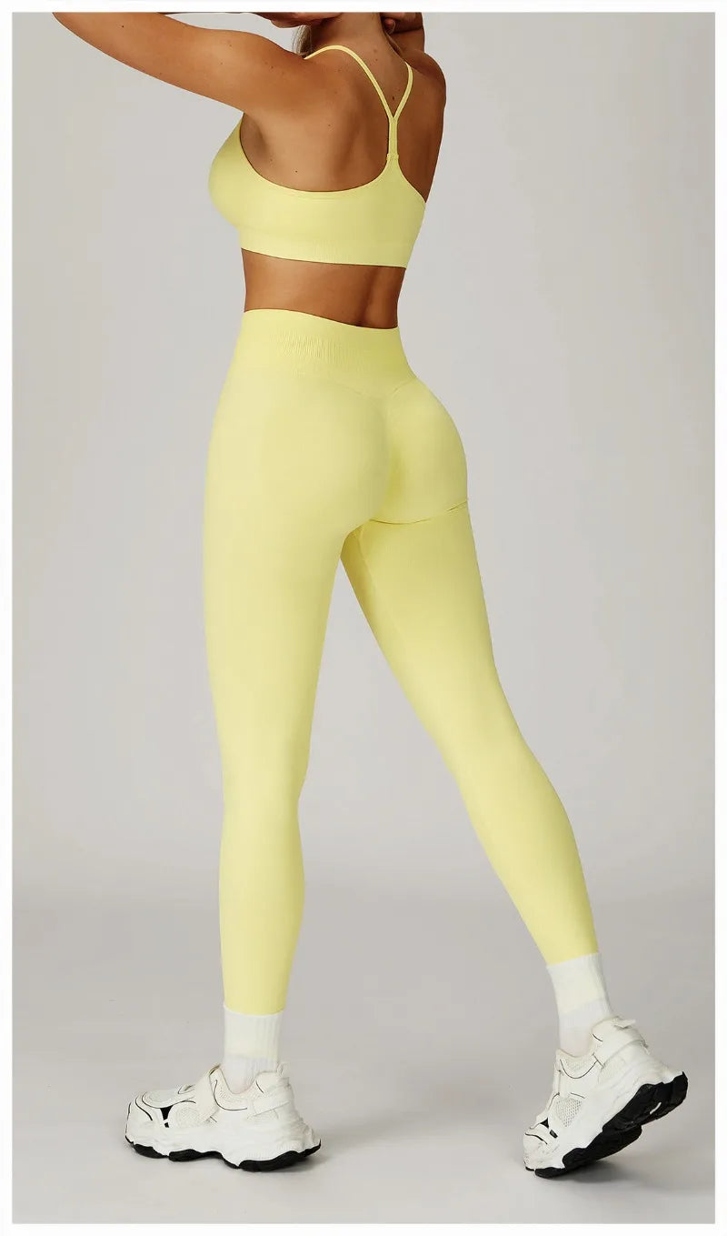 Women's Seamless Yoga Set Quick Drying Slim Fit High-end Feeling Exposed Feeling Set Outdoor Sports and Running Fitness Set