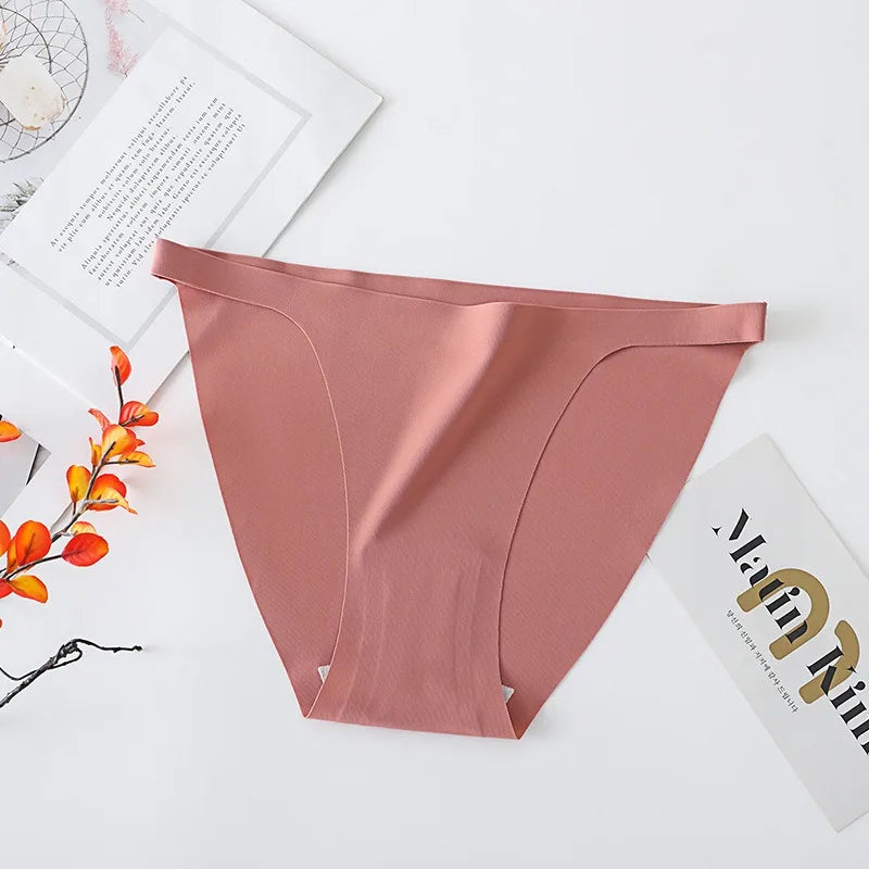 4Pcs/Set Ice Silk Bikini Panties Women Sexy Briefs Low Rise Underwear Seamless Underpants Solid Color Ultra-thin Lingerie M-XL