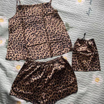 Ladies Leopard Print Halter Top And Short Pants Storage Bag Set Elderly Women's Fashion Outfit with Pouch