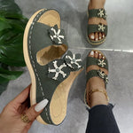 Women's Flower Decorated Slides Perforated Breathable Open Toe Slippers Thick Sole Comfort Casual Outdoor Shoes