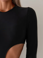 Vintage Long Sleeve One Piece Swimsuit Women Black Hollow Out Slim High Waist Bikini 2026 Sexy Bathing Suit Backless Swimwear