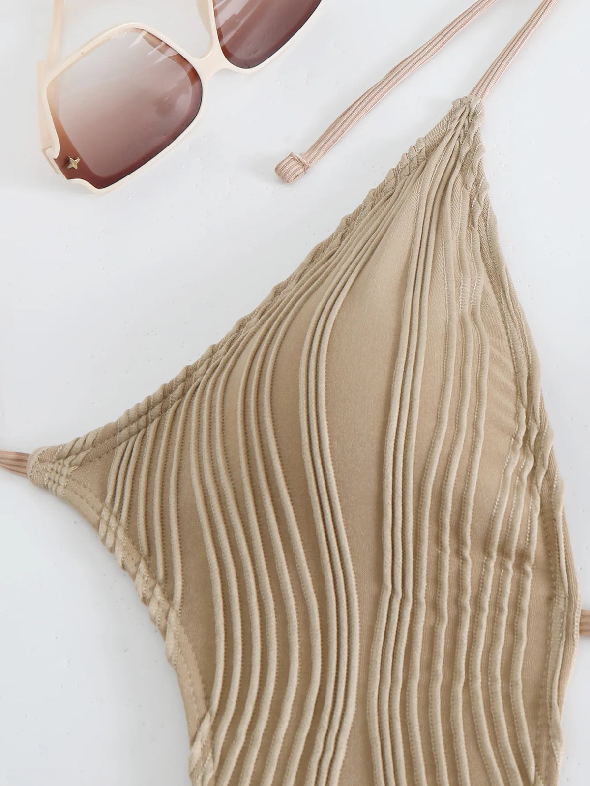 Sexy Halter V Neck Wrinkled Female Swimwear One Piece Swimsuit Women Backless Monokini High Leg Cut Bathing Suit Swim Beach Wear