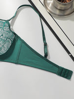 1 Pcs High Quality Sexy and Hot Green Lace Lingerie Sexy Cross Strap Bra Women's Underwear Push Up Bra Fashion Party Bra MR2986