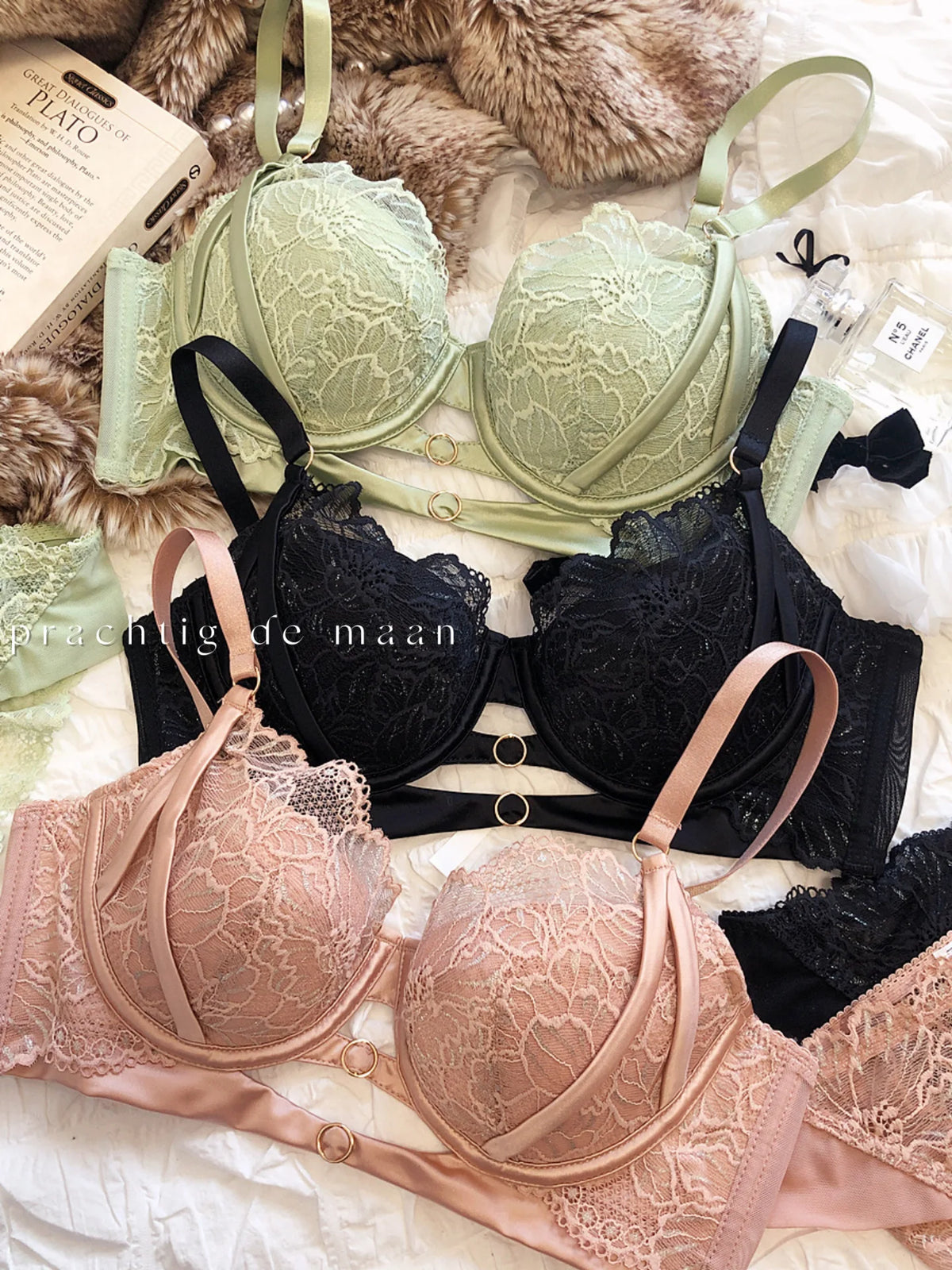 1 Set/French Fashion Women Underwear Set Thin Cup Comfort Bra Set Sexy Lace Flowers Embroidery Lingerie Hollow Push Up Brassiere