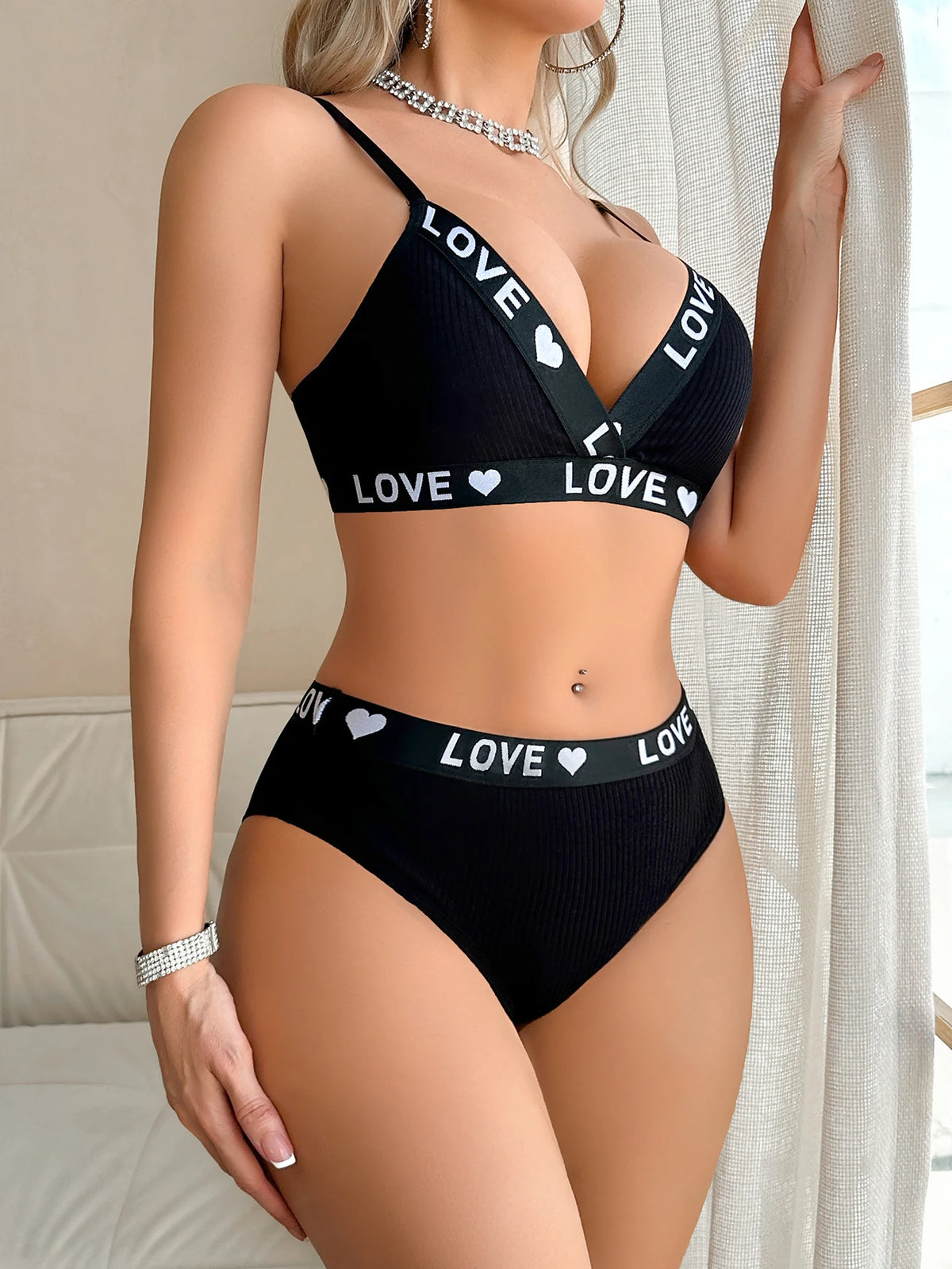 3 Sets Soft Cotton women's underwear set Solid Color Ribbed Splice Letter Print Wireless Bra Daily Comfortable Women's Panties