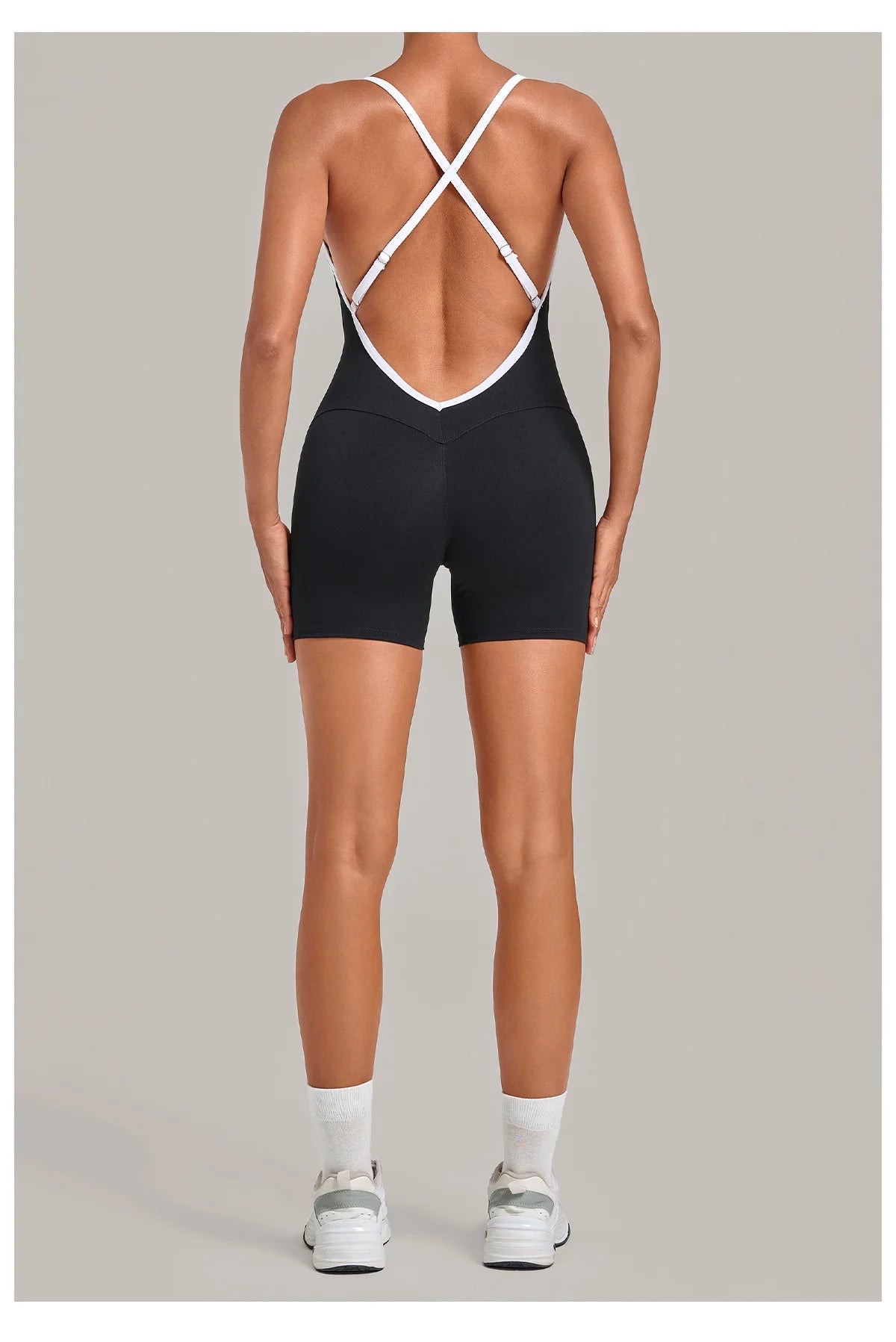 New Tight One-piece Yoga Suit Women Color Contrast Splicing Hollow Back Cross Sports Jumpsuit Outwear Slimming Fitness Bodysuits