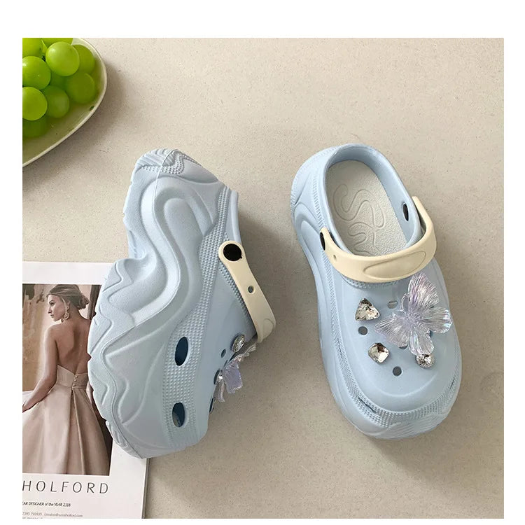 Cute DIY Butterfly Fashion Clogs For Women Summer Platform Shoes Soft EVA 2 Way Wear Sandals For Female Indoor Street Slippers