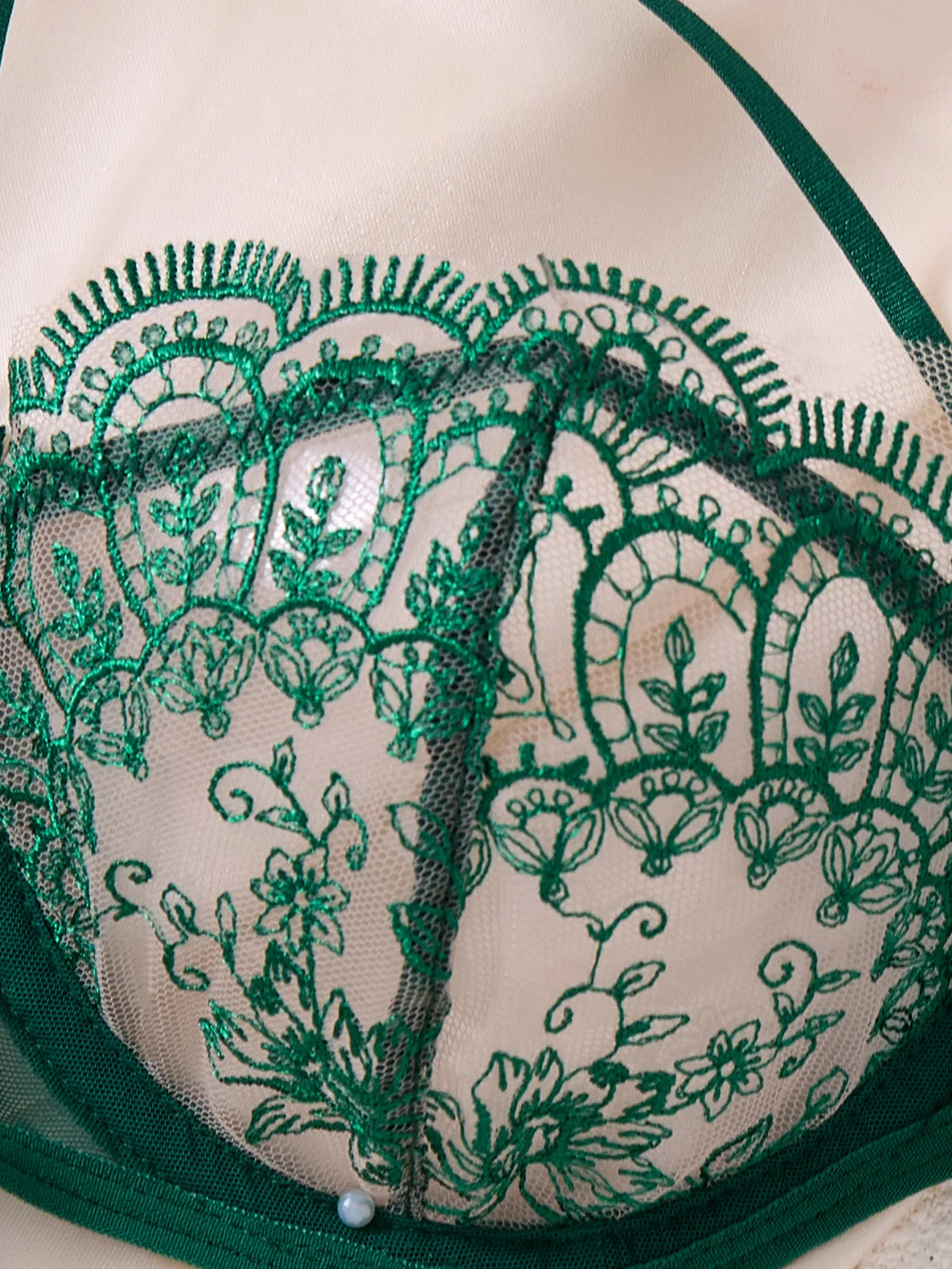 Green Floral Lace Lingerie Set Sheer Mesh Underwire Bra With Bow & Thong Women Sexy Underwear ZA824057