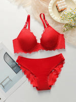 New Fashion Red Lace Set Sexy Lingerie Set 2-piece Solid Color Women's Underwear Set J3431