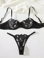 Transparent Floral Two Pieces Exquisite Lace Lingerie Set Ultrathin Bra Briefs Set Solid Exotic Lingerie For Ladies 23171A