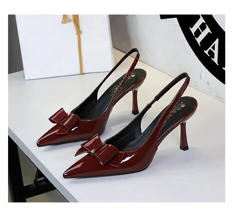 Luxury Designer Burgundy Suede Ankle Strap Pumps Sexy Pointed Toe Ankle Buckle Elegant Heels Fashion Wedding Party Shoes Shoes