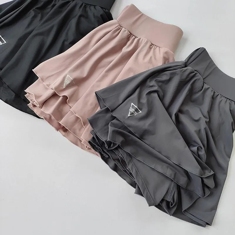 Women's Quick Drying Sports Short Skirt Fake Two-Piece Running Half Skirt Hip Blocking Anti Glare Breathable Tennis Skirt