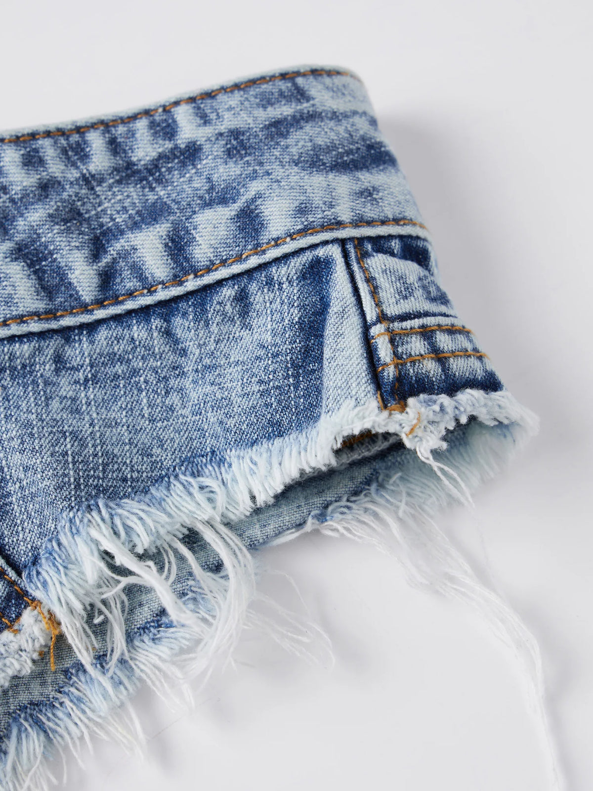 2026 Summer Women's Hot Mini Jean Shorts Low Rise Sexy Denim Shorts Beach Club Party Daily Wear