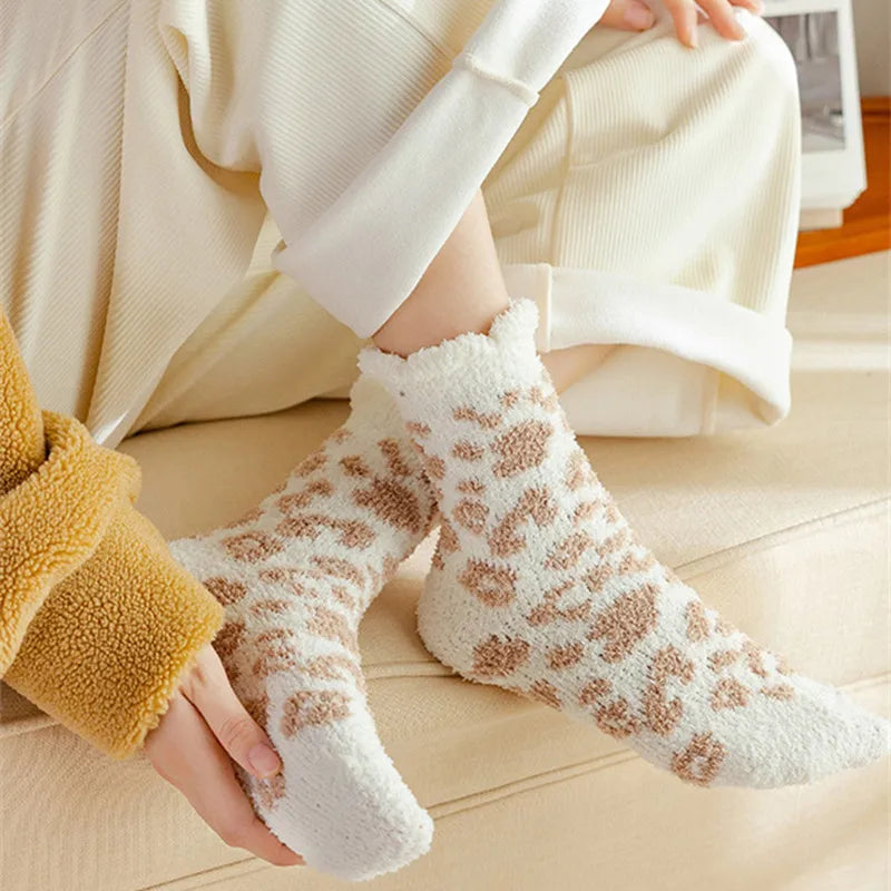 Fashion Coral Fleece Thick Socks Women Foot Cute Leopard Sock Funny Girls Breathable Warm Casual Socks Winter