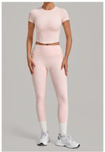 Women's Seamless Yoga Sets Sports Fitness Hip-lifting High Waist Pants Slim Fit Short-sleeve Suits Workout Running Training Sets