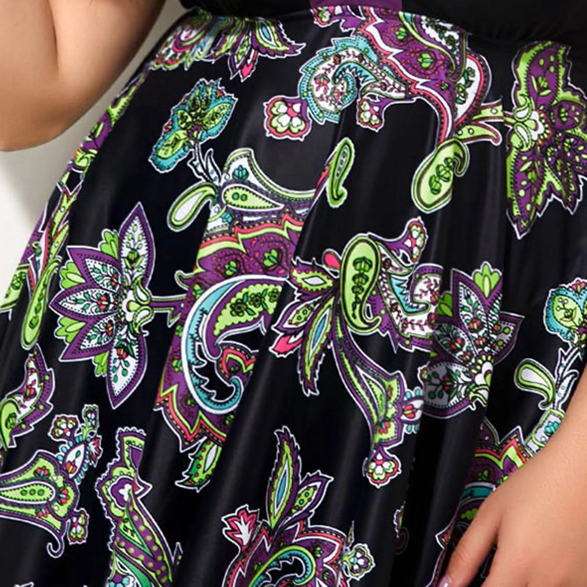 Women Plus Size Summer Two Piece Tankini Set Paisley Print Quick Dry Modest Swimwear Sexy Ruffle Trim Sleeveless Top With Bottom