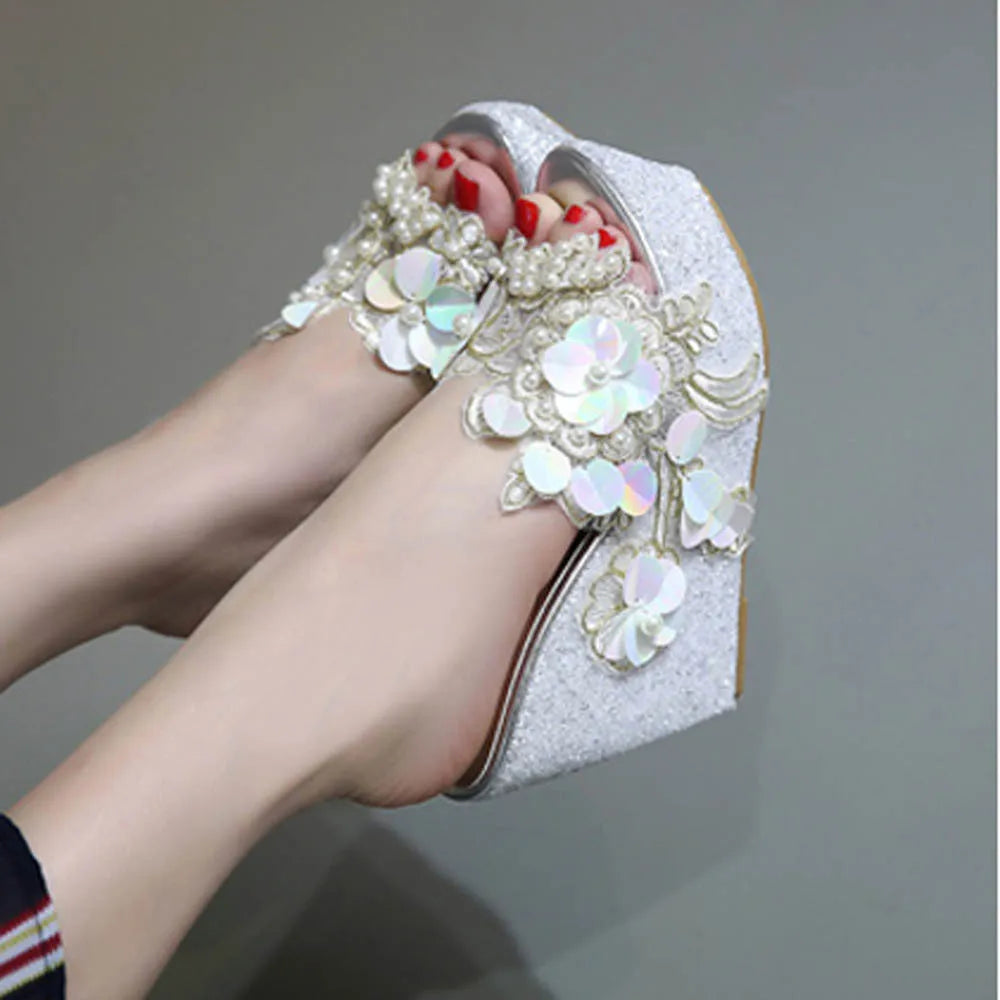 New Summer Flower Decoration Platform Wedges Sandals Women Fashion Silver High Heels Female Summer Gold Shoes Size 34-40