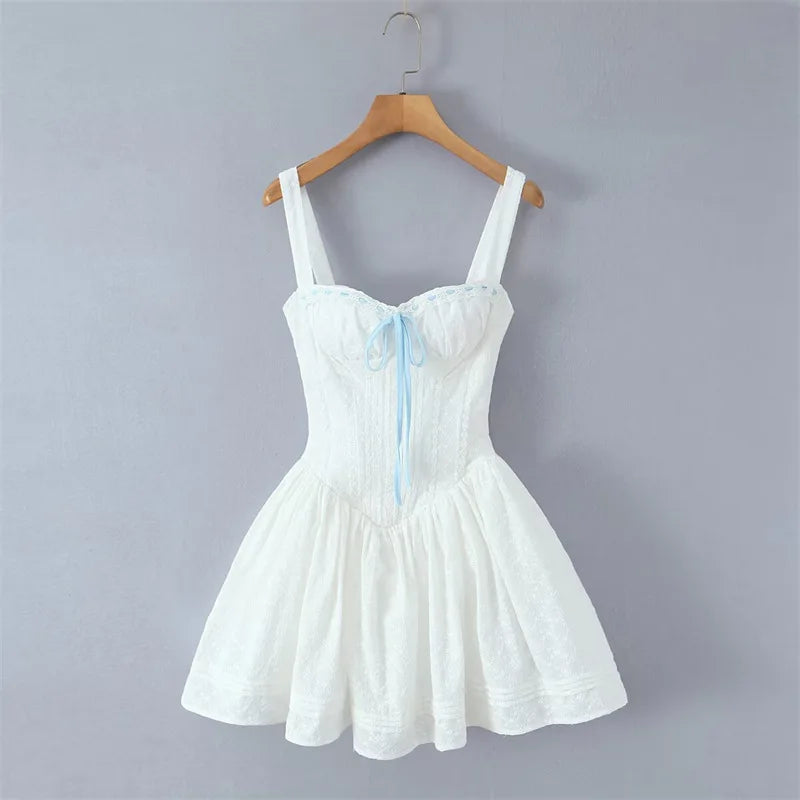 Vietnamese Sweet Lace Embroidered Tie-Waist Dress For Women Thai First Love Patchwork Pleated Puffy Short Skirt Pure Desire WPN1