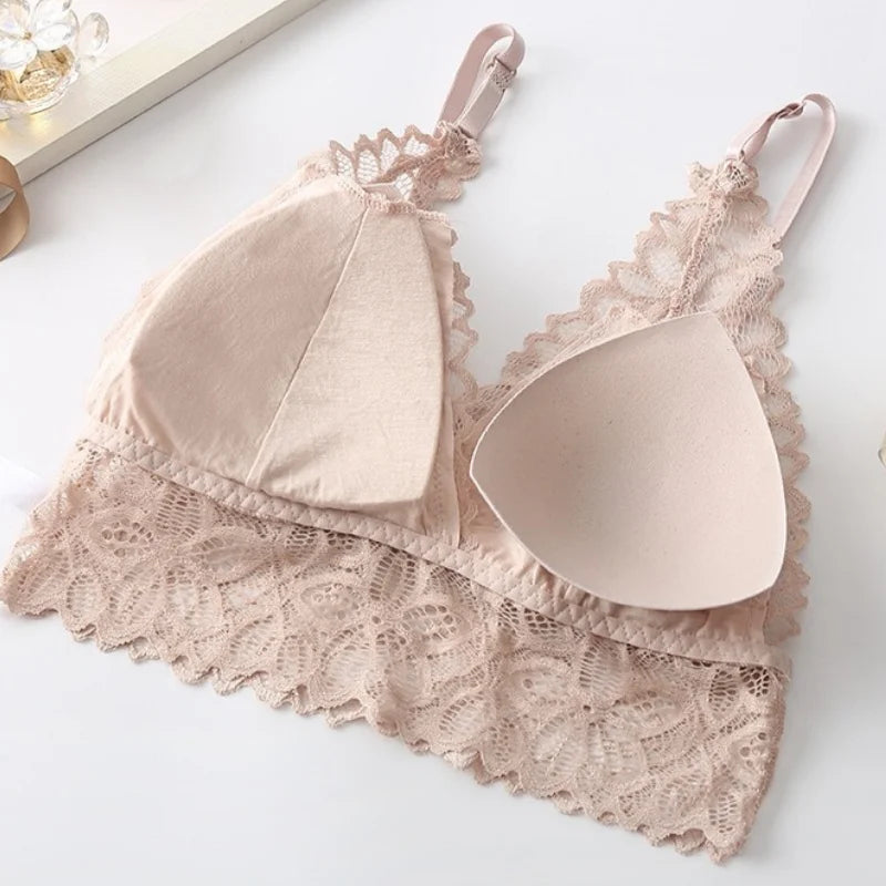 Women Lace Bra and Panties Set V-Neck Hollow Lace Underwear Set Embroidery Scallop Edge Bralette Sexy Lingerie Set Intimates