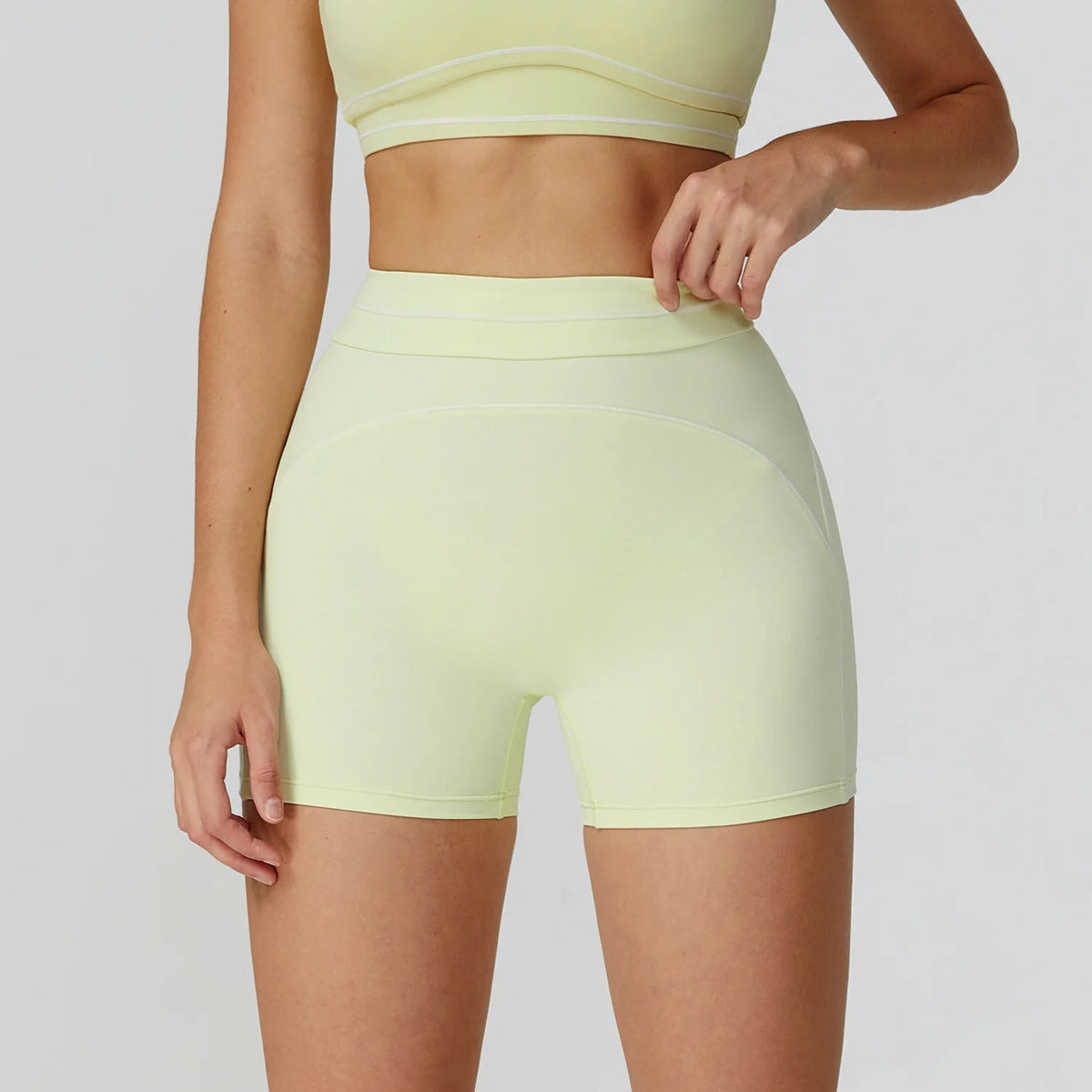 Quick Dry High Waist Yoga Shorts Contrast Color Blocking Splicing Training Sports Pants Push Up Hip Lifting Fitness Yoga Shorts