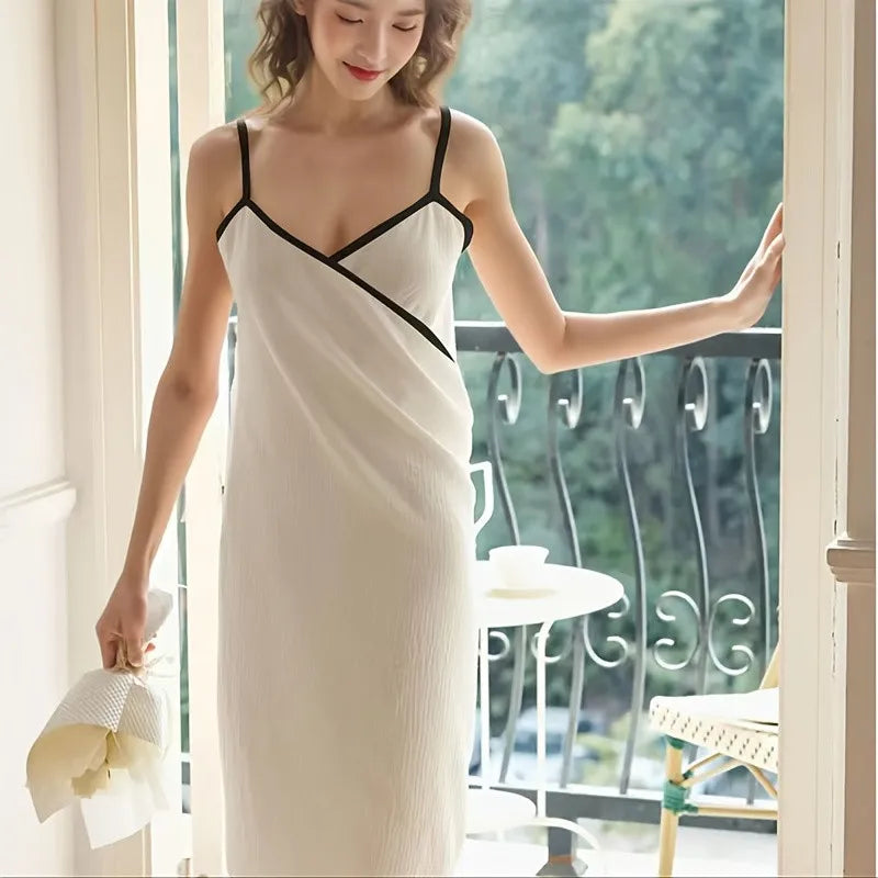 Women Gauze Bath Dress 1pc Black White Contrast Camisole Bathrobe, Soft Absorbent Wearable Bath Towel for Shower Spa Home