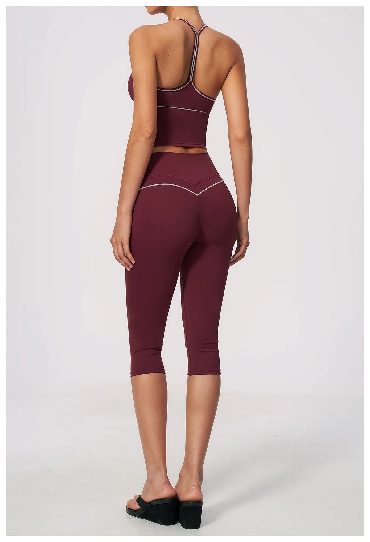 Summer Color Blocking Yoga Suit Women Tracksuit Hanging Neck V Neck Slim Sports Vest Tight Hip Lifting Capri Pants Fitness Sets