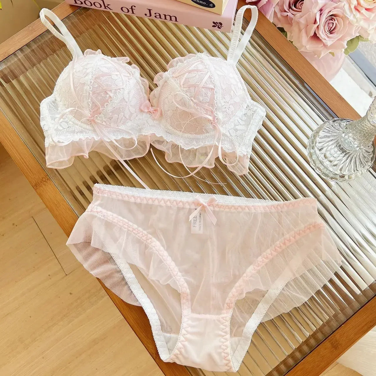 Japanese Style Lolita Princess Wind Lace Lace Lingerie Design for Girls Push-up Bra Women UnderwearPush Up Bra