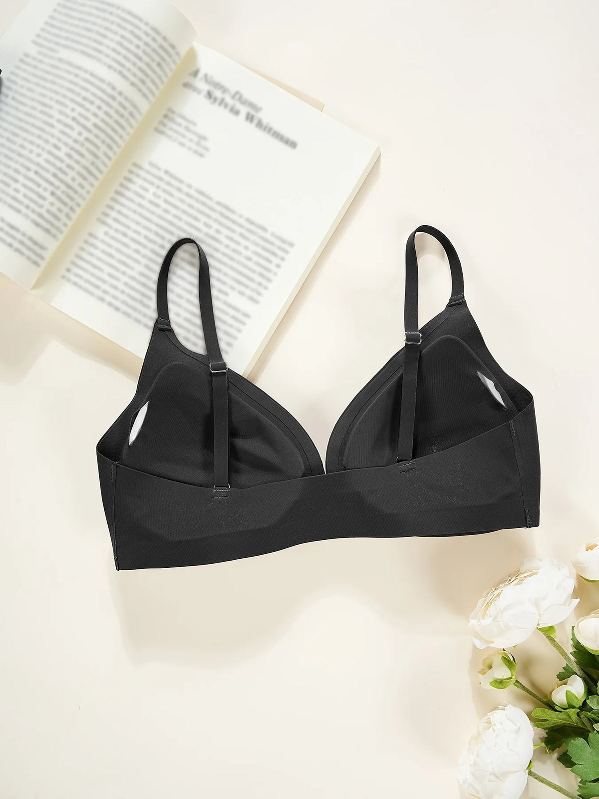 7 Pack Women's Sexy Bra Panties Set Front Closure Seamless Push-Up Wireless with Removable Padding Basic T-Shirt Lingerie
