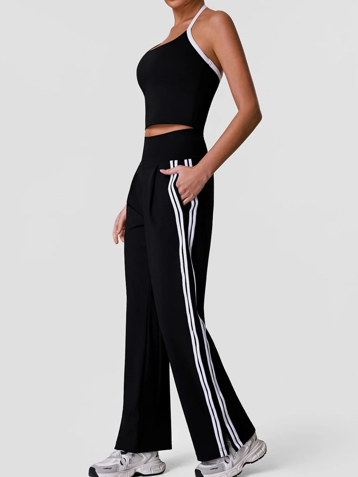 New Contrasting Striped Yoga Sets Women Hanging Neck Slim Sports Vest Gym Outfits High Waist Pocket Pants Running Fitness Suits