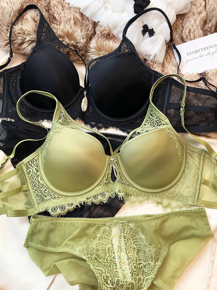 Sexy Hollow Push Up Bra Set Seamless Glossiness Comfort Women Underwear Classic Bandage Design Temptation Bras and Panties Sets