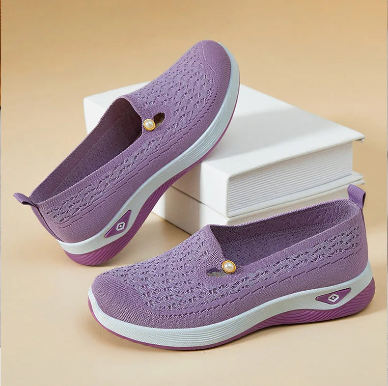 Shoes for women Spring Autumn hot casual shoes with soft soles lightweight single shoe for women breathable mother shoes