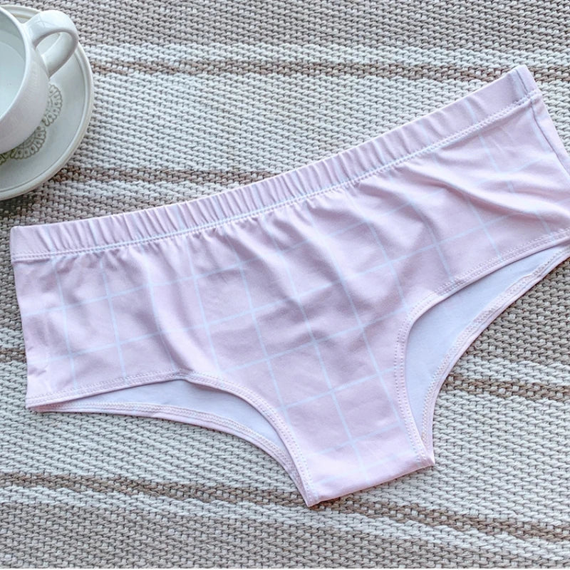 Ladies' Sexy Letter Print Panties with Elastic Waistband Thin Seamless Knickers Wrap Buttocks Lingerie Female Briefs