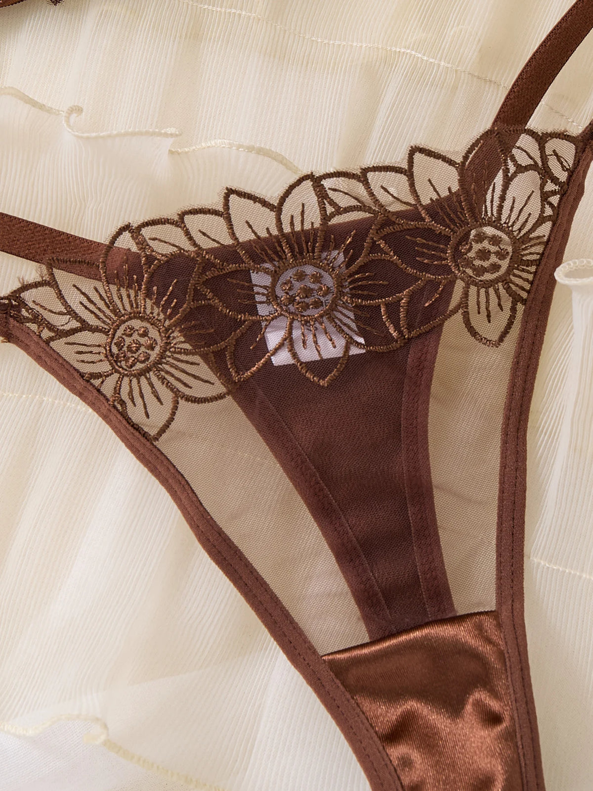 Lafis Sexy and Alluring Floral Embroidery Women's Underwear Set - Alluring Sexy Two-Piece Bra and Underwear Set ZA825126