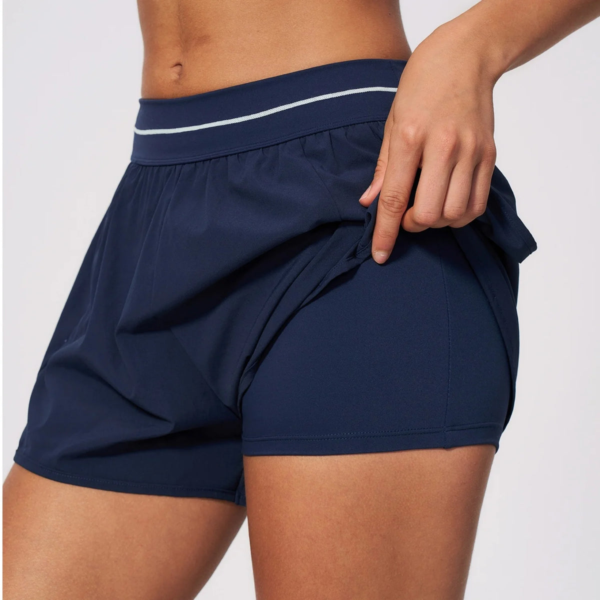 New Brushed Sports Shorts Women High Waist Fake Two Pieces of Anti Glare Shorts Leggings Casual Loose Pocket Fitness Sportwear