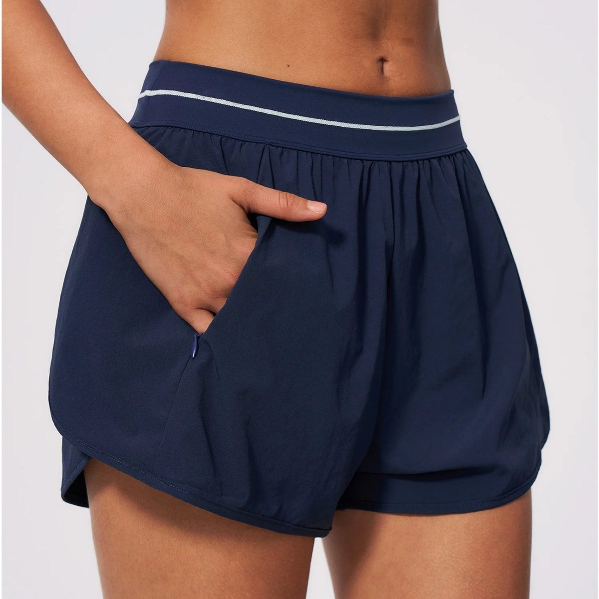 New Brushed Sports Shorts Women High Waist Fake Two Pieces of Anti Glare Shorts Leggings Casual Loose Pocket Fitness Sportwear