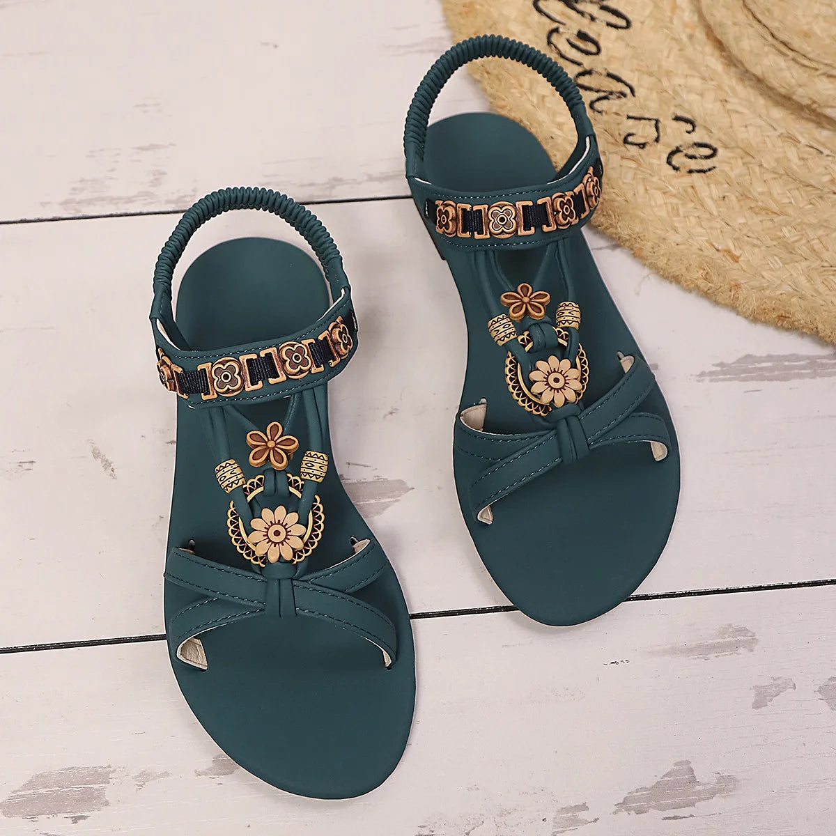 Flower Beaded Bohemian Sandals for Women Summer Roman Style Comfortable Flat Sandals Woman Lightweight Non Slip Beach Shoes