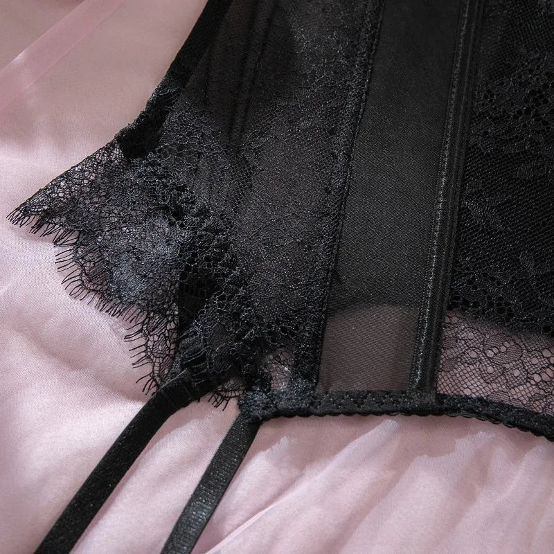 Toucheart Erotic Lingerie Set Women Romantic Tight Fishbone Bra Heavy Industry Lacemesh Hollow Splicing Garter Belt Andstockings