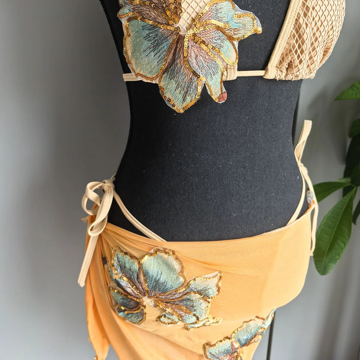 3 Pieces Sexy Women's Bikini Set 2025 Swimwear Female Beachwear Bathing Suit with Flower Sarong Swimming Cover up