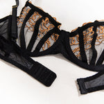Toucheart4PCS Lace Golden Embroidery Sexy Underwear Set Slim Exposed Navel See-through Hollow Out Interesting Steelring Bralette