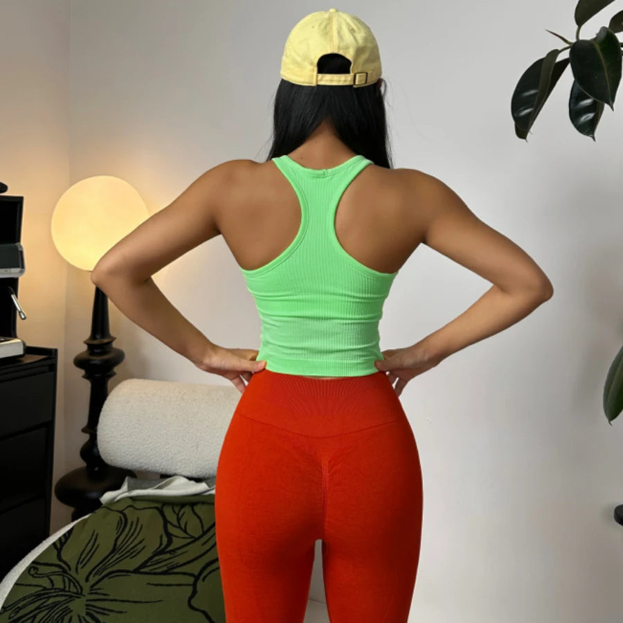Sports Short Vest Sleeveless, Breathable, Sweat-Absorbent, Wearing Running and Fitness Training Yoga Clothes.